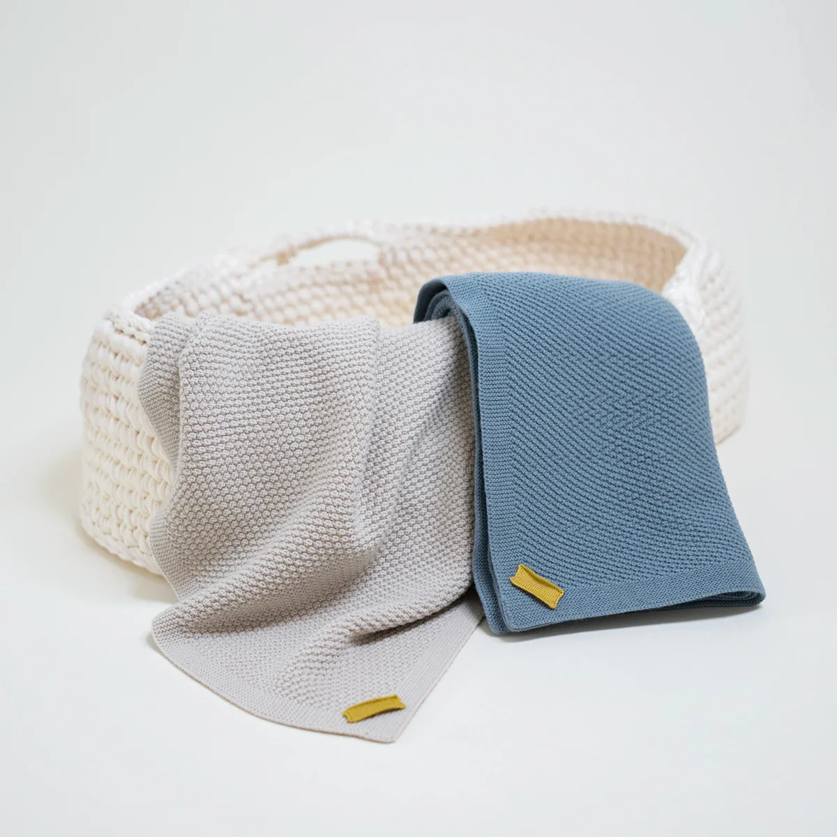 THE WOOLLY BLANKET - blue - Mamelo Shop
