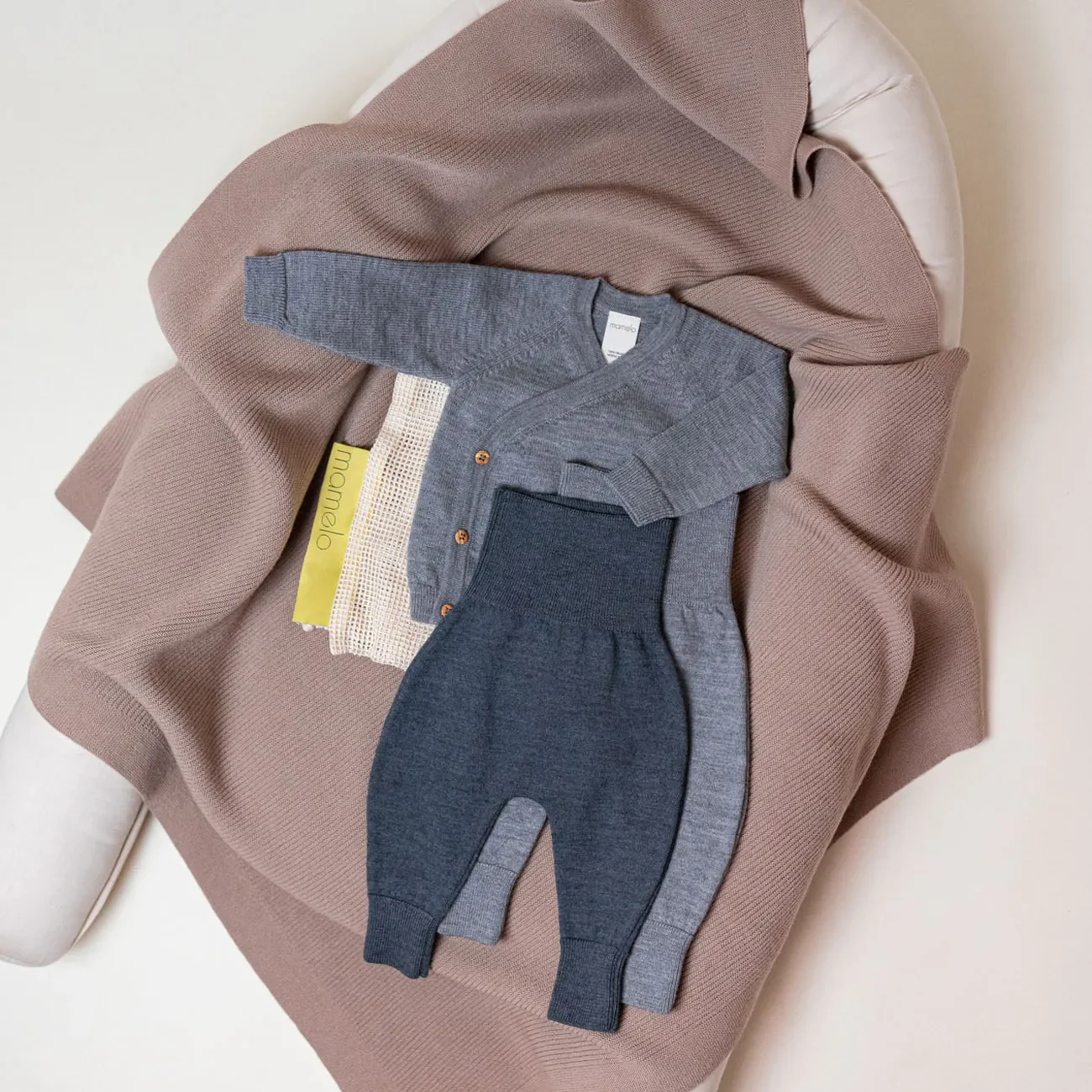 GROSSES KUSCHEL-SET BUNDHOSE - Mamelo Shop